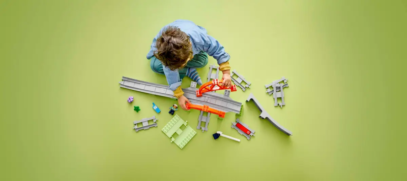 Lego Duplo 10426 Most i tory kolejowe — zestaw rozszerzający 42 el.