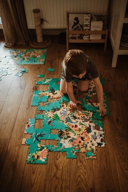 Puzzle edukacyjne z figurkami 3D Dinozaury 200 elementów - Janod