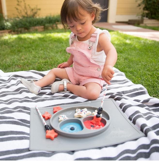 Silikonowy Talerzyk 2w1 Happy Mat Szary - ezpz