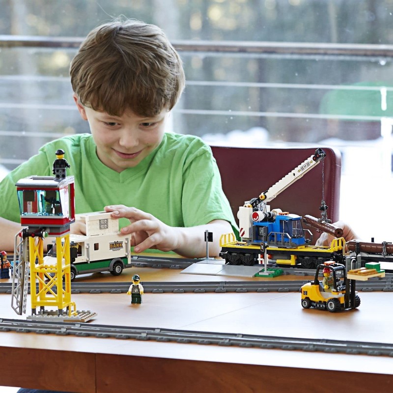 Pociąg towarowy Lego City 60198
