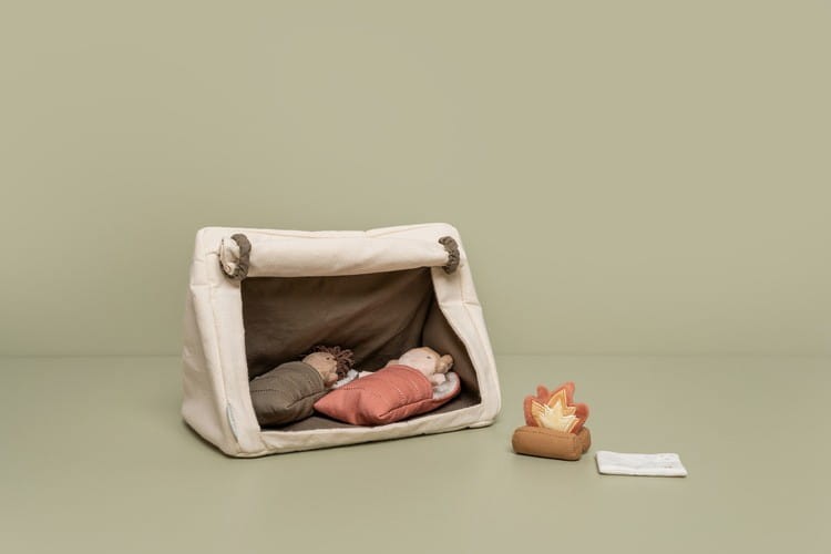 Zabawa w Kemping, Laleczki pod Namiotem - Little Dutch