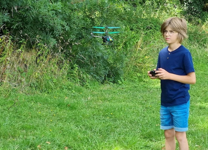 Helikopter zdalnie sterowany Buki France