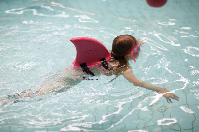 Płetwa rekina do pływania szara - SwimFin