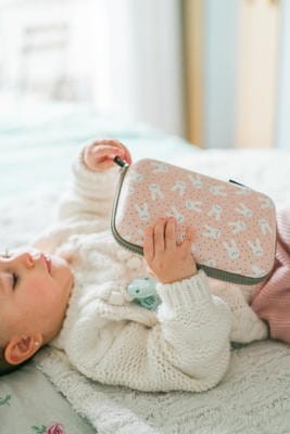Zestaw do manicure dla niemowląt różowy Hygge - Suavinex