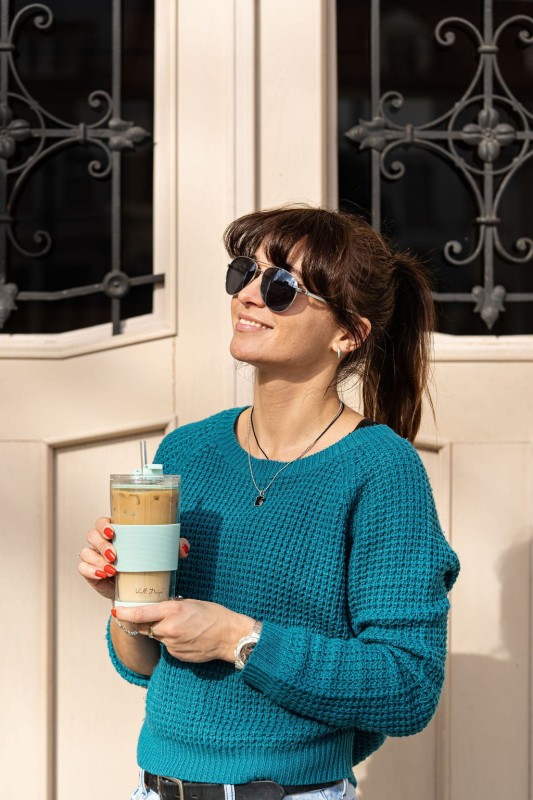 Szklany kubek termiczny ze słomką 600 ml miętowy Fuori Vialla Design