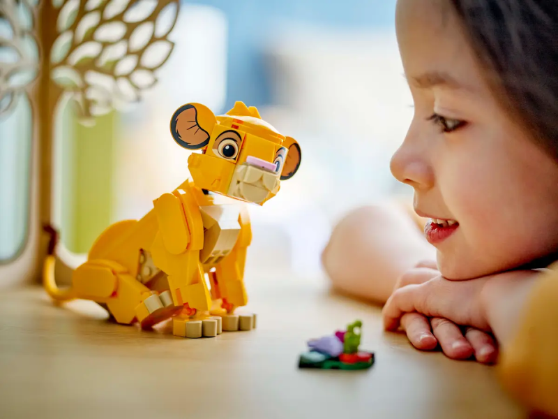 Król Lew lwiątko Simba Lego 43243
