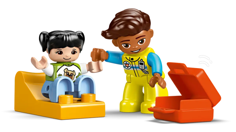DUPLO Karetka z kierowcą Lego 10447
