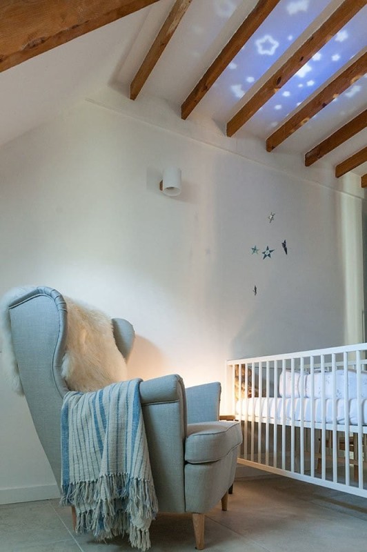 Lampka nocna LED, projektor gwiazd, czujnik płaczu i ruchu Pixie Star Mineral - Beaba