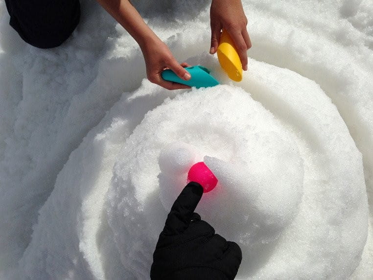 Wielofunkcyjne Zabawki do Piasku: Łopatka i Sitko z Piłeczką Cuppi Ocean - Quut