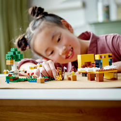 LEGO Minecraft 21241 Pszczeli Ul