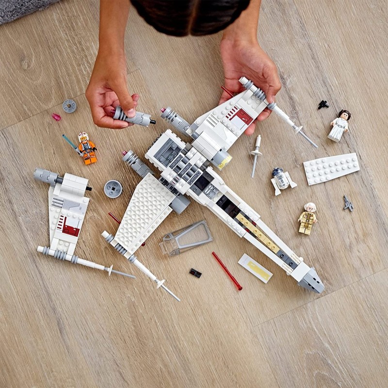 Zestaw LEGO STAR WARS Myśliwiec X-Wing Luke’a Skywalkera 75301