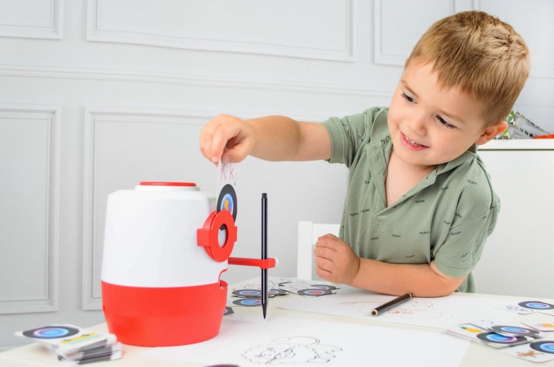 Step robot edukacyjny, mówi pisze rysuje