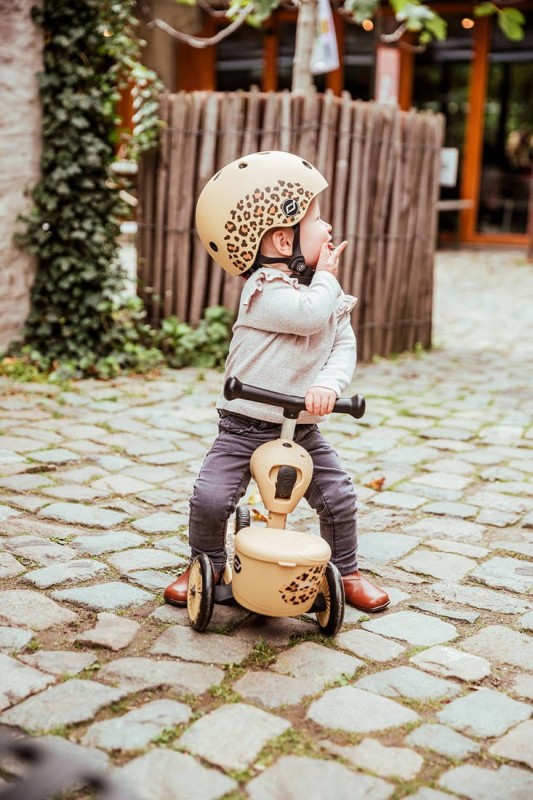 Hulajnoga Jeździk 2w1 z zamykanym schowkiem Highwaykick 1 Lifestyle Leopard Scoot & Ride