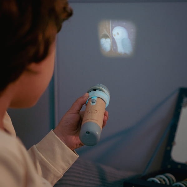 Projektor z bajkami dla dzieci Latarka błękit Little Dutch