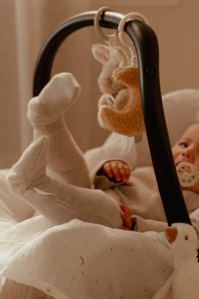 pol_pl_Little-Dutch-Zestaw-3-zawieszek-Newborn-Naturals-5345_8.jpg
