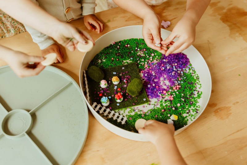 Tacka-sensoryczna-Play-Tray-2w1---Sage--Jellystone.jpg