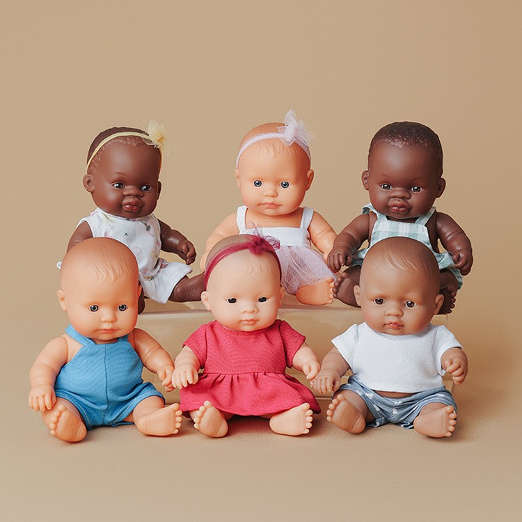 pol_pl_Lalka-dziewczynka-Afrykanka-21cm-Miniland-My-Friends-Me-883_4.jpg
