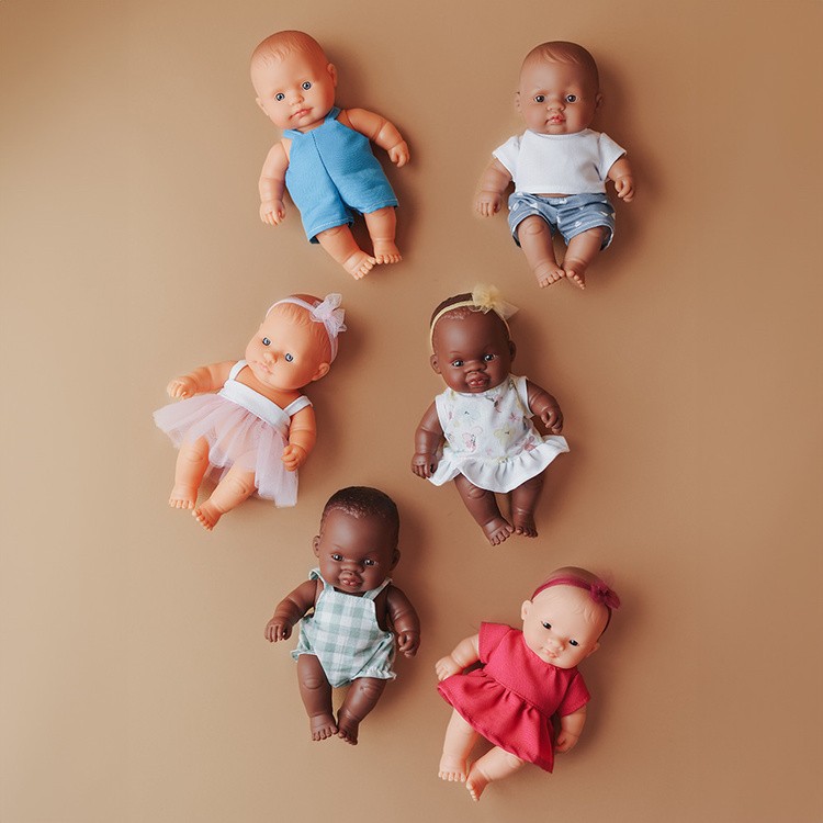 pol_pl_Lalka-dziewczynka-Afrykanka-21cm-Miniland-My-Friends-Me-883_3.jpg