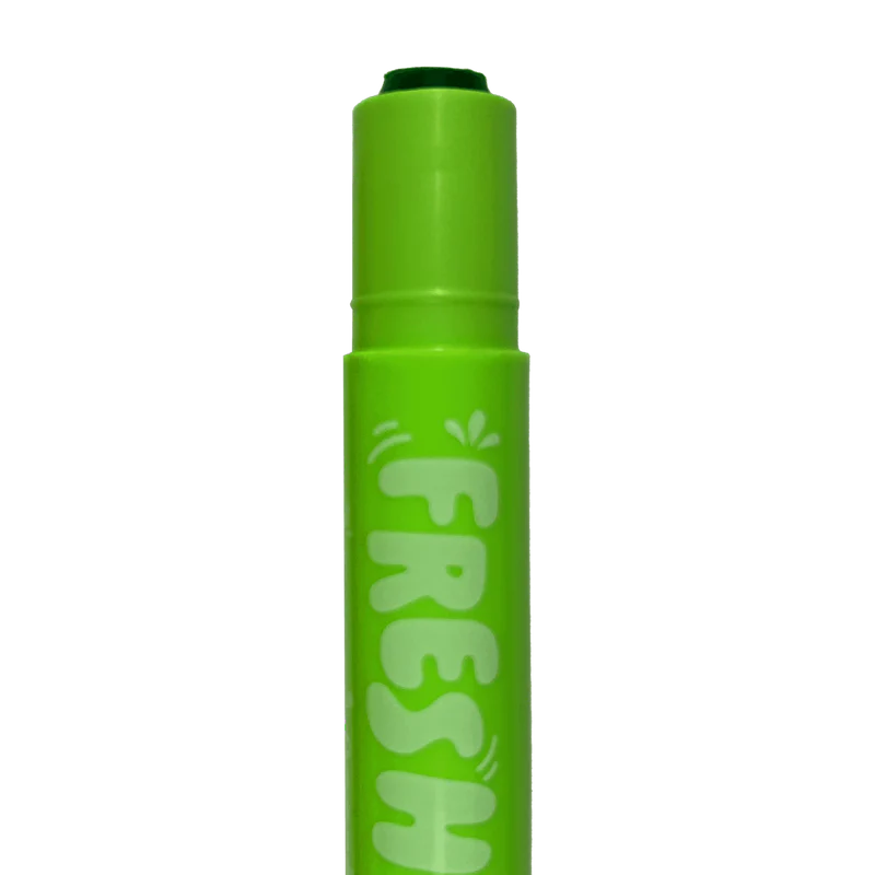 OOLY-Fresh-Pick-Apple-Scented-Gel-Crayons-Green-Close-Up.webp