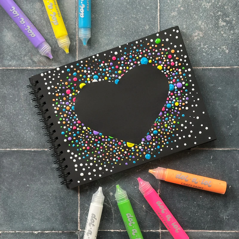 ooly-dot-a-lot-3d-dimensional-craft-paint-heart-craft.webp