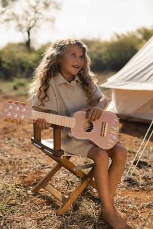 pol_pm_Little-Dutch-Drewniana-gitara-rozowa-Safari-Friends-FSC-6018_11.jpg
