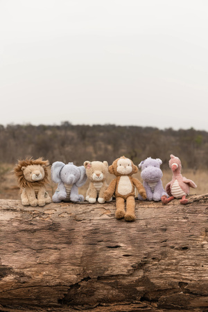 pol_pm_Little-Dutch-Przytulanka-Lew-17cm-Safari-Friends-GRS-6032_3.jpg