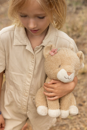 pol_pm_Little-Dutch-Przytulanka-Lwica-25cm-Safari-Friends-GRS-6033_7.jpg