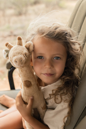 pol_pm_Little-Dutch-Przytulanka-Zyrafa-Safari-Friends-GRS-6036_9.jpg