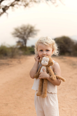 pol_pm_Little-Dutch-Przytulanka-Malpka-Safari-Friends-GRS-6040_6.jpg