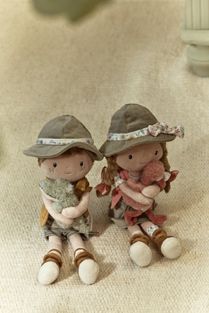 pol_pm_Little-dutch-Przytulanka-laleczka-Jim-Safari-Friends-GRS-6094_12.jpg
