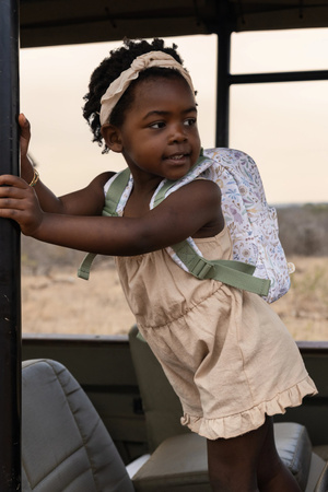 pol_pm_Little-Dutch-Plecak-29cm-Safari-Friends-6161_5.jpg