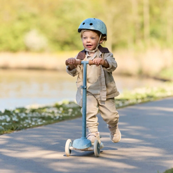 pol_pl_Little-Dutch-Hulajnoga-trojkolowa-Blue-6181_19.webp