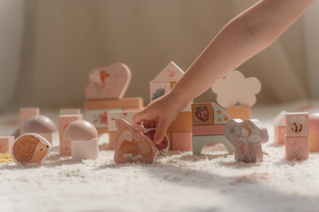 pol_pm_Little-Dutch-Zestaw-klockow-Fairy-Garden-FSC-4464_3.jpg