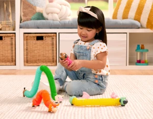 Sensoryczne rurki ze zwierzątkami farma Battat Li’l Barn Buddies harmonijki